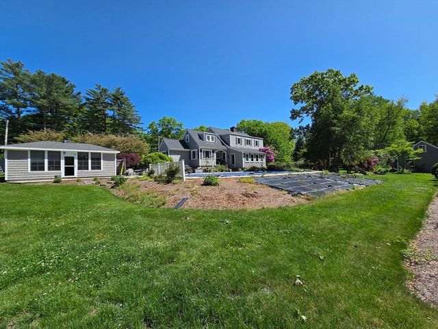 29 Barker St, Pembroke, MA 02359