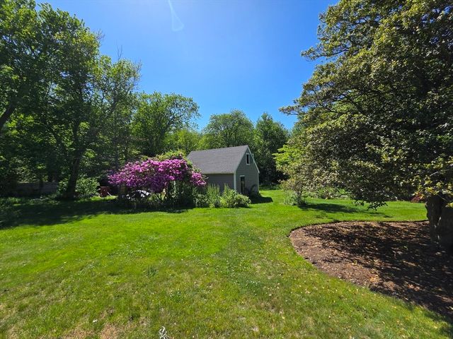 29 Barker St, Pembroke, MA 02359