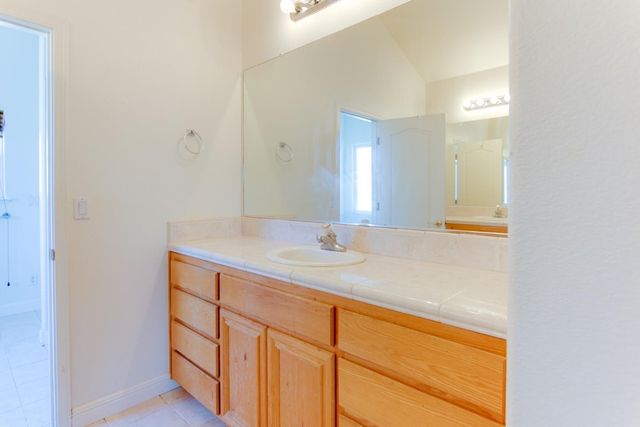 1890 Calistoga Drive, Hollister, CA 95023