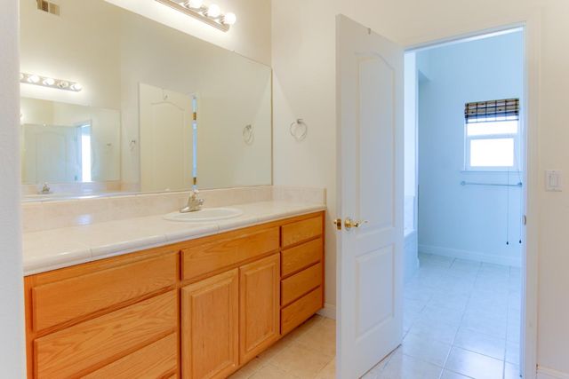 1890 Calistoga Drive, Hollister, CA 95023