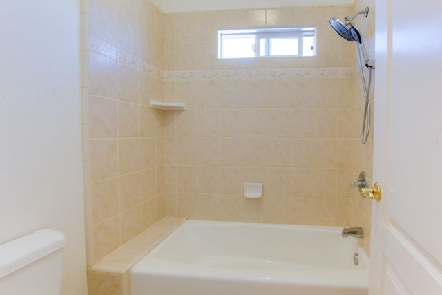 1890 Calistoga Drive, Hollister, CA 95023