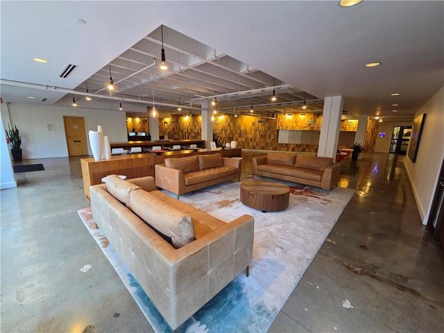 878 Peachtree NE Street 318, Atlanta, GA 30309