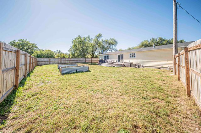 507 E 1st Street, Enterprise, KS 67441