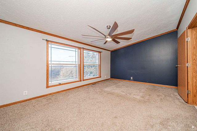 507 E 1st Street, Enterprise, KS 67441