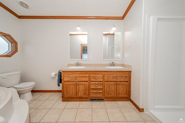 507 E 1st Street, Enterprise, KS 67441