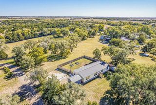 507 E 1st Street, Enterprise, KS 67441