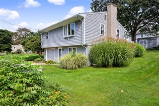 89 Spice Bush Trail, Narragansett, RI 02882