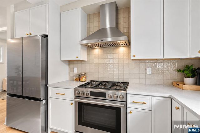30 Irving Street 1, Montclair, NJ 07042