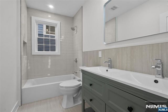 30 Irving Street 1, Montclair, NJ 07042