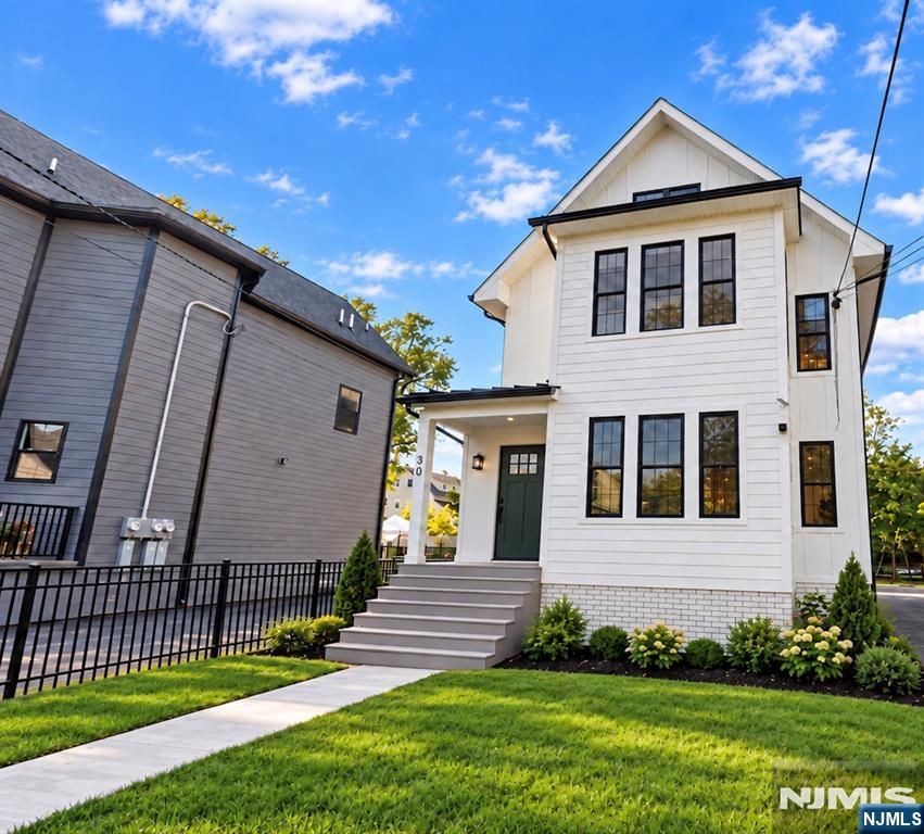 30 Irving Street 1, Montclair, NJ 07042