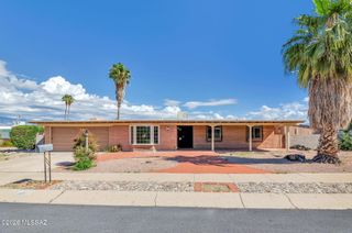 611 S Staunton Drive, Tucson, AZ 85710