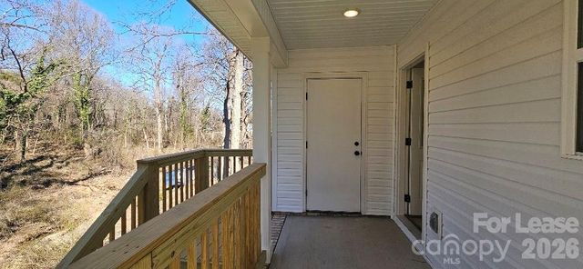382 W Moore Avenue A, Mooresville, NC 28115