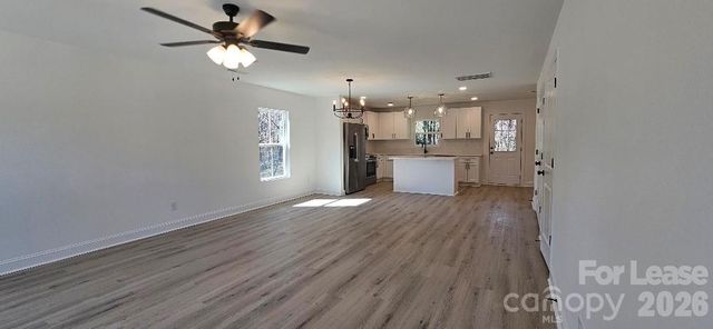 382 W Moore Avenue A, Mooresville, NC 28115