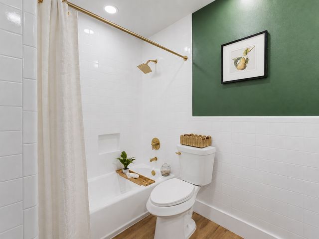5864 Coleman Street, Westworth Village, TX 76114