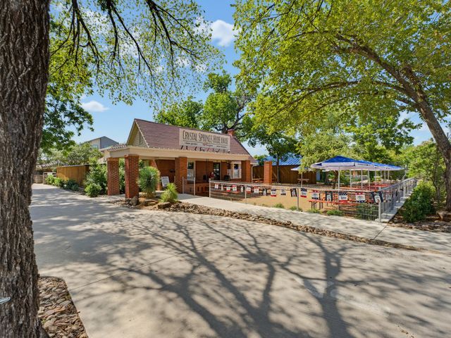 5864 Coleman Street, Westworth Village, TX 76114