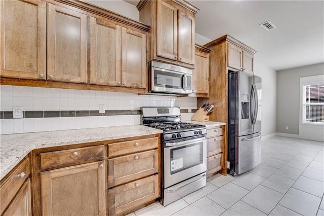 2505 SW Worthington Avenue, Bentonville, AR 72713