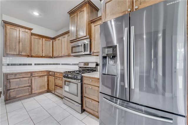 2505 SW Worthington Avenue, Bentonville, AR 72713