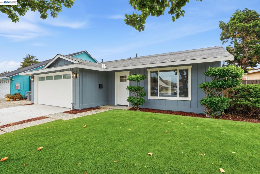 3044 San Andreas Dr, Union City, CA 94587