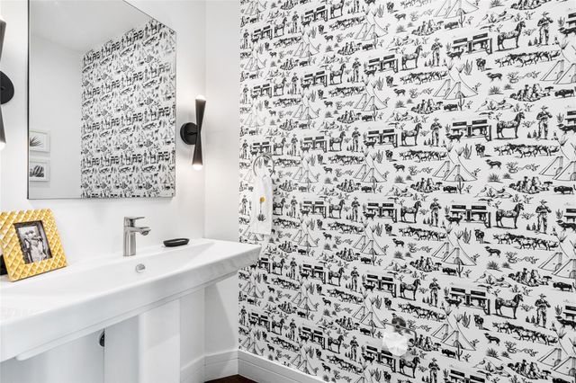 501 West Ave 2502, Austin, TX 78701