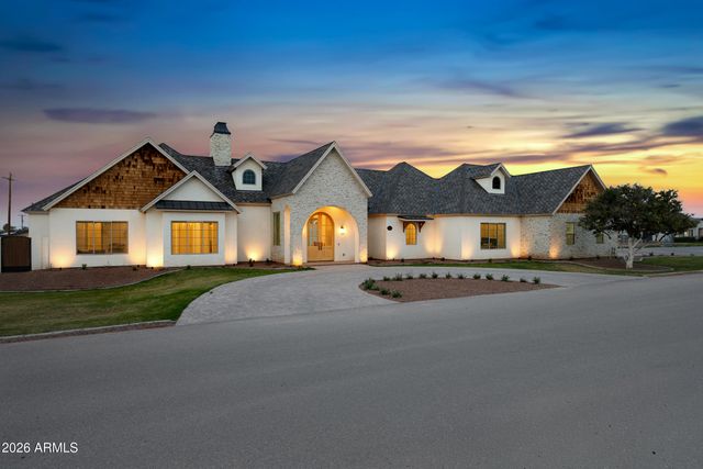 18212 E NAVAJO Drive, Queen Creek, AZ 85142