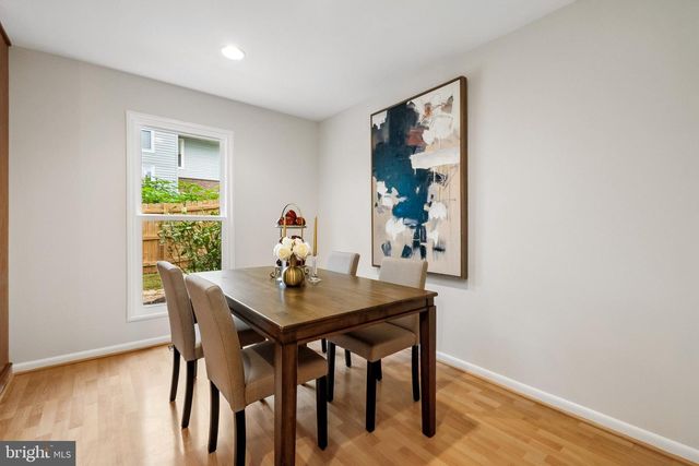 4106 HAMLIN, Chantilly, VA 20151