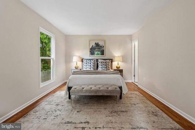 4106 HAMLIN, Chantilly, VA 20151