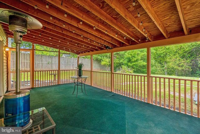 4106 HAMLIN, Chantilly, VA 20151
