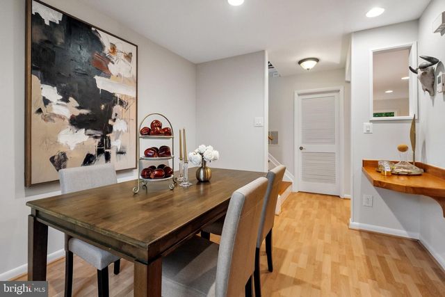 4106 HAMLIN, Chantilly, VA 20151