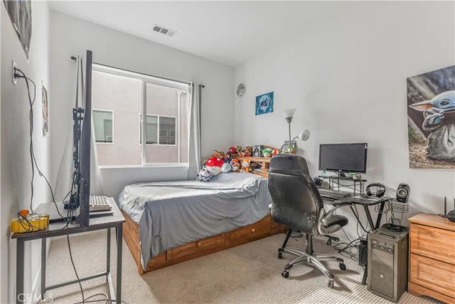 27227 Diamond Peak Lane 302, Valencia, CA 91381