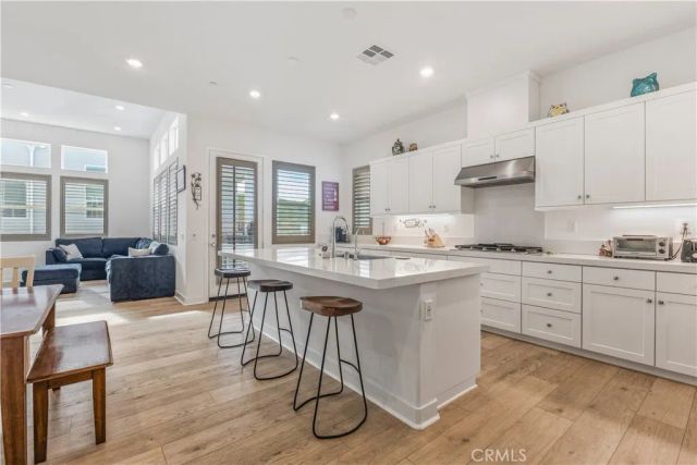 27227 Diamond Peak Lane 302, Valencia, CA 91381