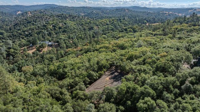 16300 Rossbridge Rd, Jackson, CA 95642