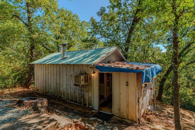 16300 Rossbridge Rd, Jackson, CA 95642