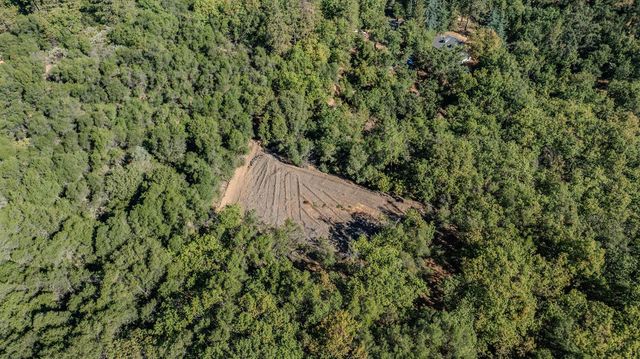 16300 Rossbridge Rd, Jackson, CA 95642