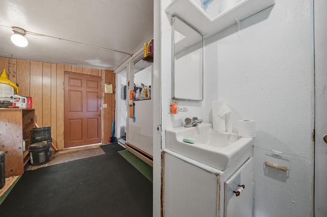 16300 Rossbridge Rd, Jackson, CA 95642