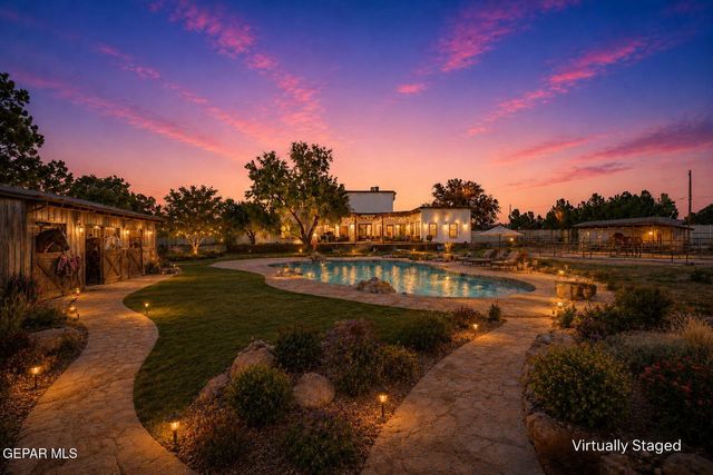 800 SMOKEY RIDGE Court, El Paso, TX 79932