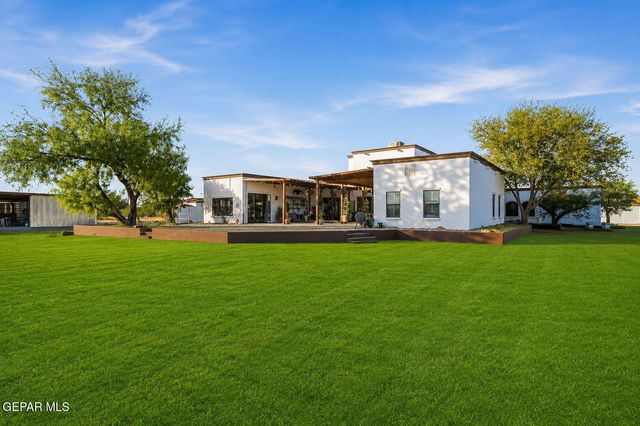 800 SMOKEY RIDGE Court, El Paso, TX 79932