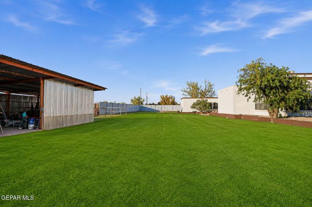 800 SMOKEY RIDGE Court, El Paso, TX 79932