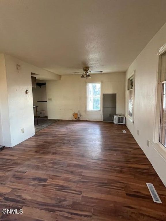 208 2nd Street, Eckelson, ND 58481 photo 8