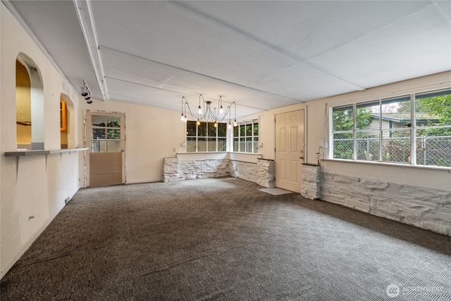 3116 Crystal Springs Road W, University Place, WA 98466