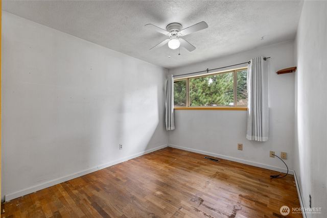 3116 Crystal Springs Road W, University Place, WA 98466