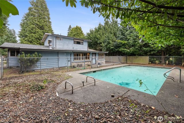 3116 Crystal Springs Road W, University Place, WA 98466