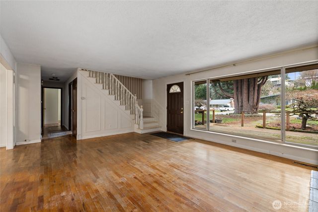 3116 Crystal Springs Road W, University Place, WA 98466