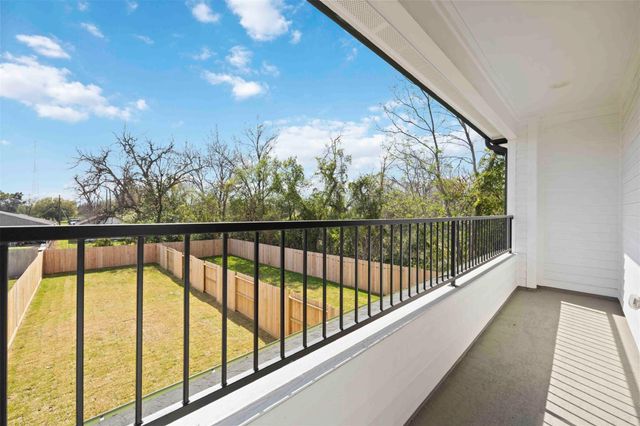 3504 Caplin Street B, Houston, TX 77026