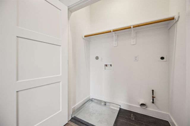3504 Caplin Street B, Houston, TX 77026