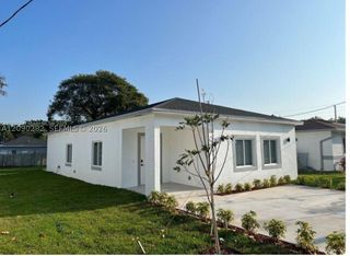 216 NW 9th St, Hallandale Beach, FL 33009