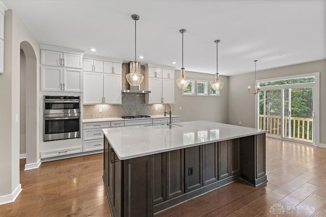 2574 Muirfield Drive, Beavercreek, OH 45431