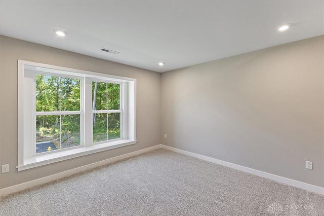 2574 Muirfield Drive, Beavercreek, OH 45431