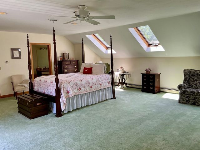 17 Heron Way, Mashpee, MA 02649