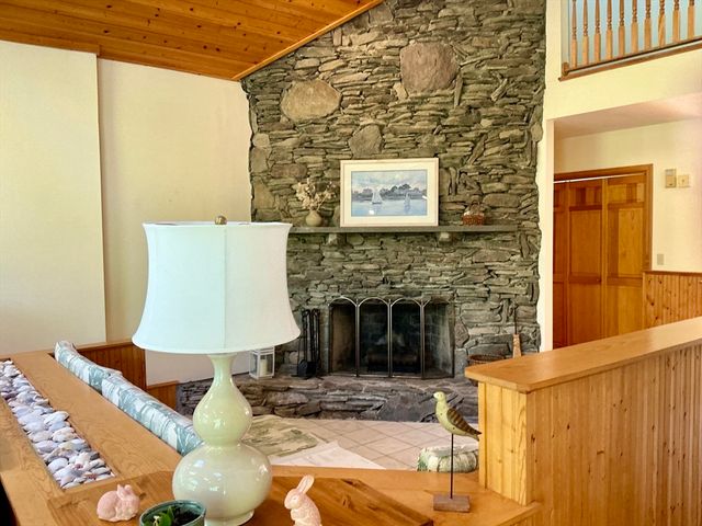 17 Heron Way, Mashpee, MA 02649