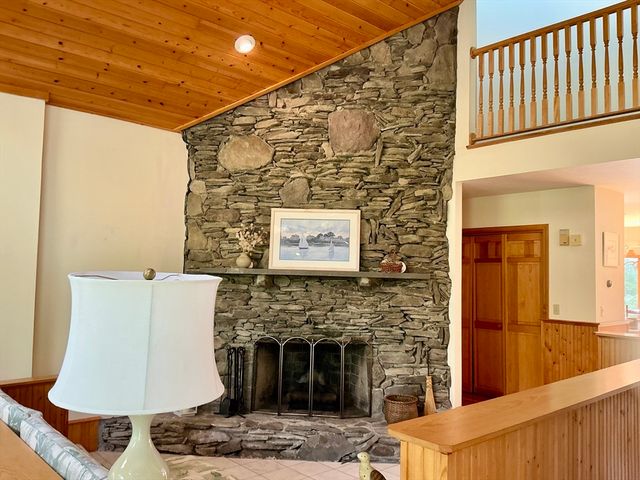 17 Heron Way, Mashpee, MA 02649